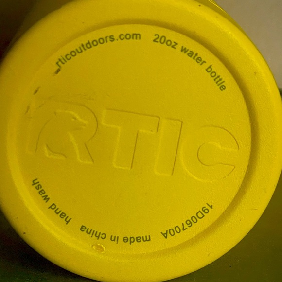 RTIC 20oz Cup - Picture 3 of 4